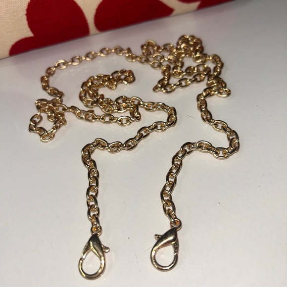 Miu Miu Red Heart Clutch Pochette w/ Gold Chain - Brand New in Box - Picture 12 of 14